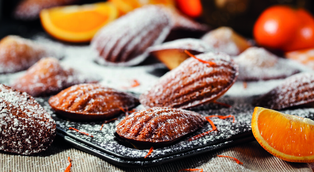 photo de gâteaux de voyage - madeleines à l'orange